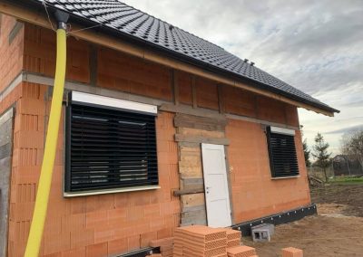 VEKA Softline82, żaluzje fasadowe z pełnymi prowadnicami, skrzynki pod zabudowę.